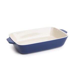 Medium Stoneware Casserole Dish. 11 x 7.5 Inch