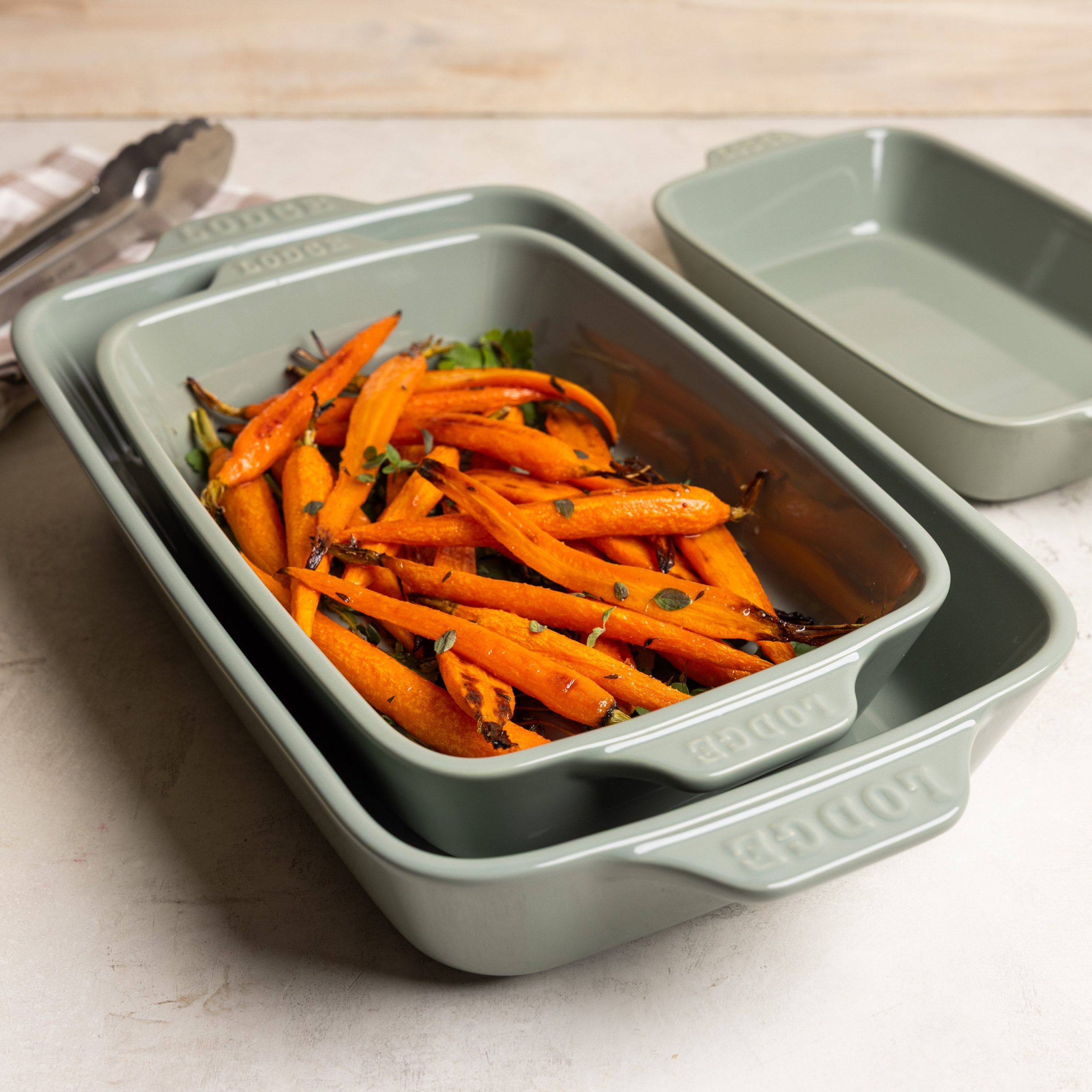 Medium Stoneware Casserole Dish. 11 x 7.5 Inch - Image 17