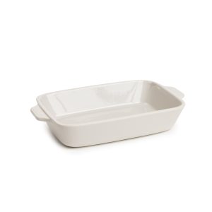 Small Stoneware Casserole Dish. 9 x 6 Inch