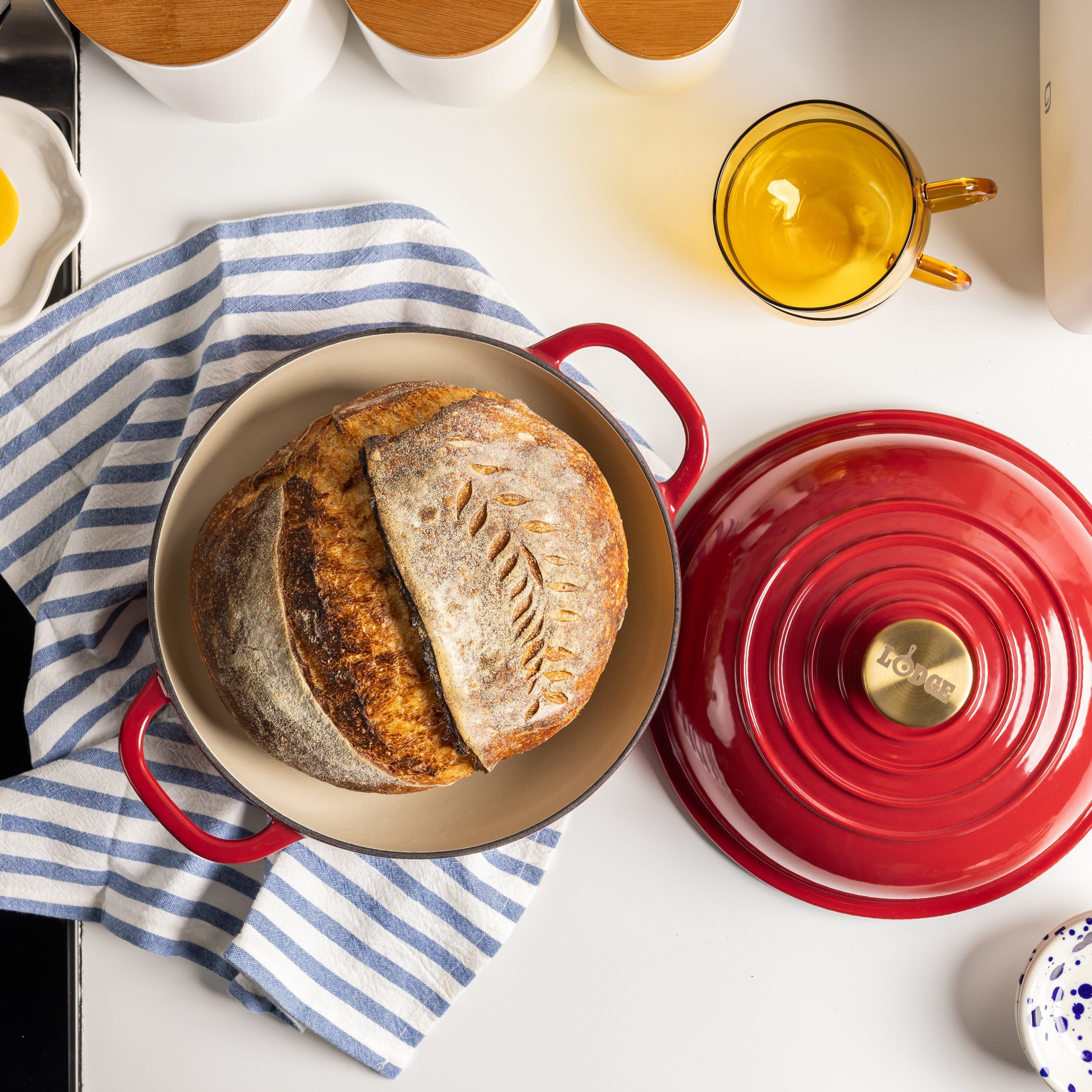 10.35 Inch Enameled Cast Iron Bread Oven - Image 9