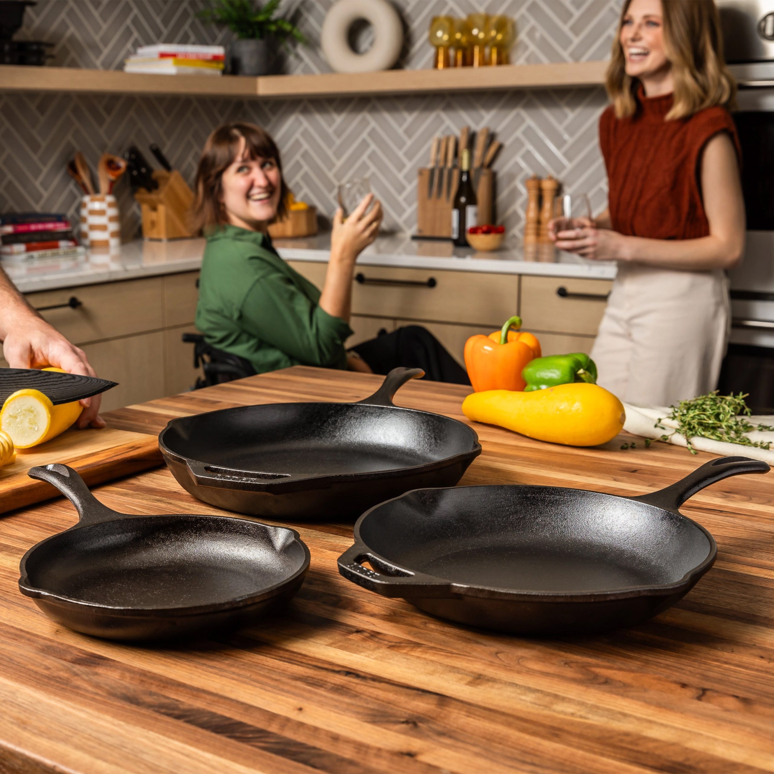 Chef Collection 3 Piece Skillet Set - Image 3