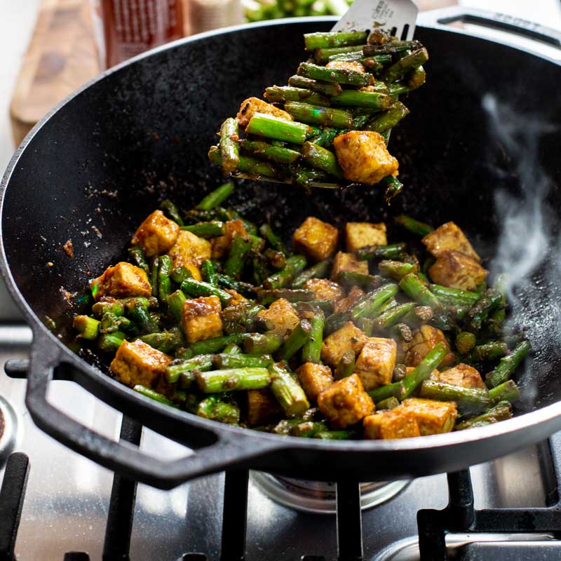 14 Inch Seasoned Cast Iron Wok - Image 3