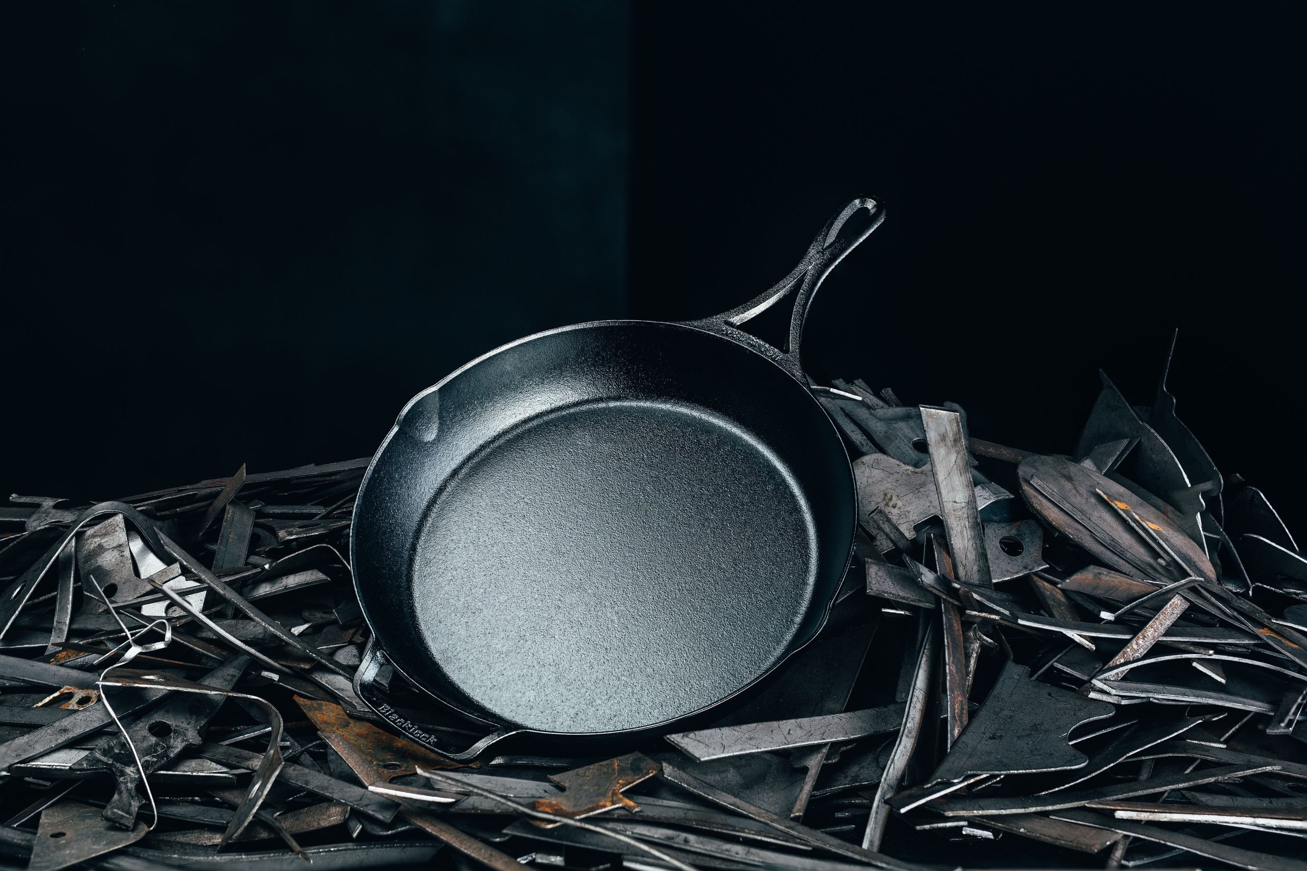 Blacklock Lightweight Skillet - Image 11