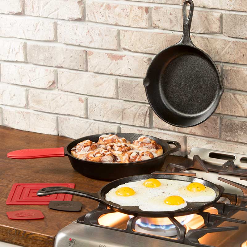 Essential Seasoned Cast Iron Skillet Set - Image 3